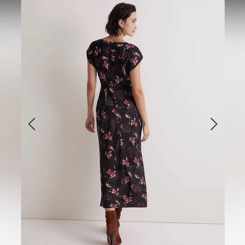 Madewell Wide V-Neck Midi Dress - Picture 2 of 8